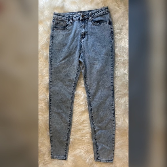 Forever 21 Stone Wash Skinny Jeans - Picture 1 of 4